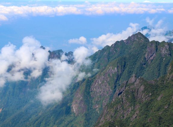 montaña más alta de Vietnam