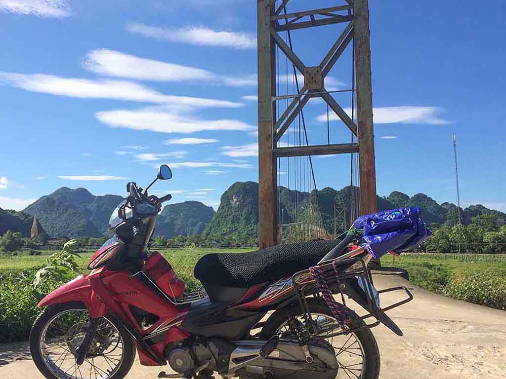 que necesito para alquilar una moto en vietnam